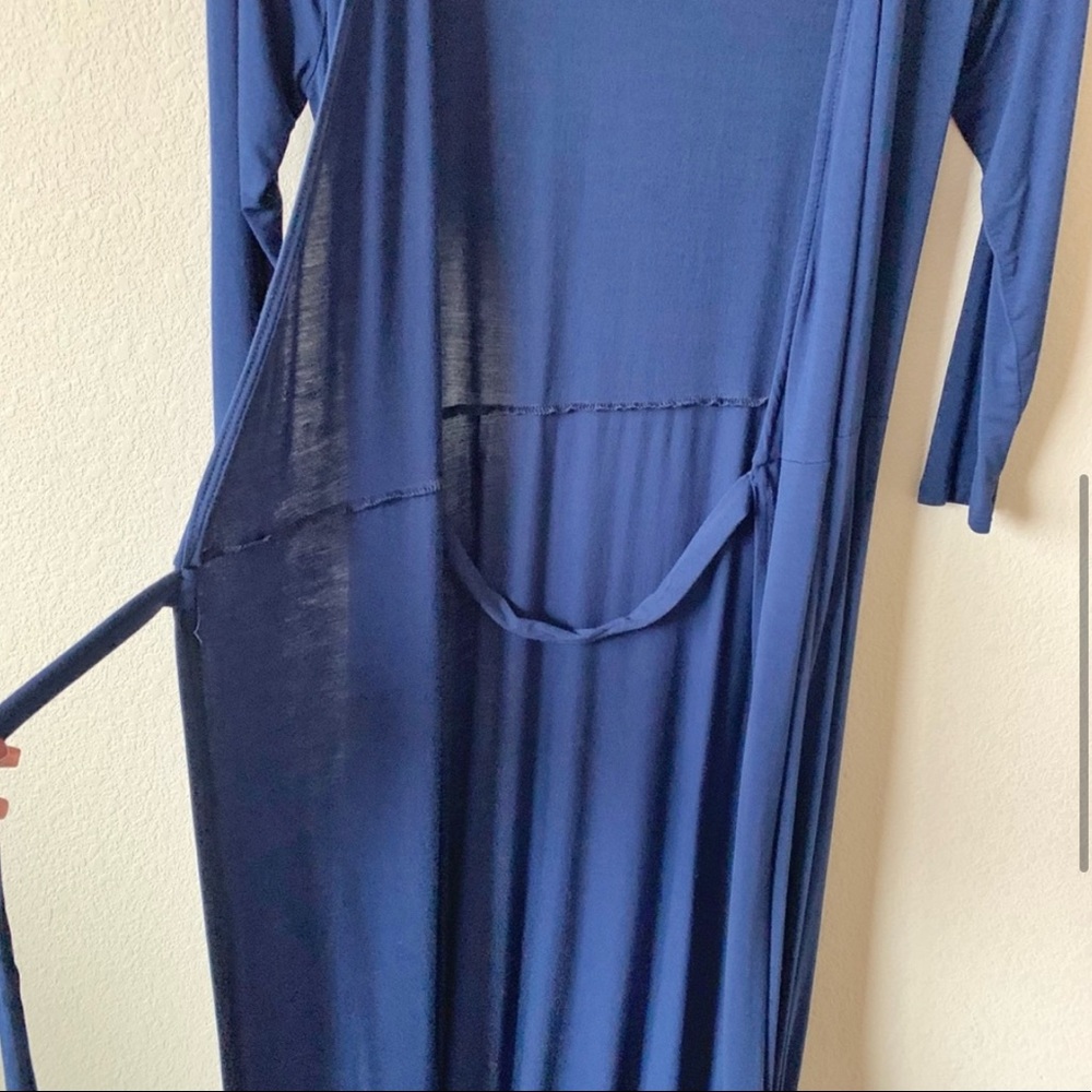 Lulu’s Navy Blue Wrap Maxi Dress Size S - Picture 8 of 12